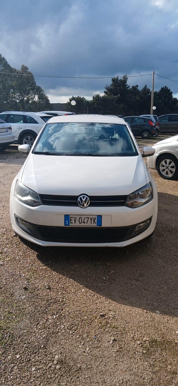 Volkswagen Polo 1.2 TDI Comfortline - 2014