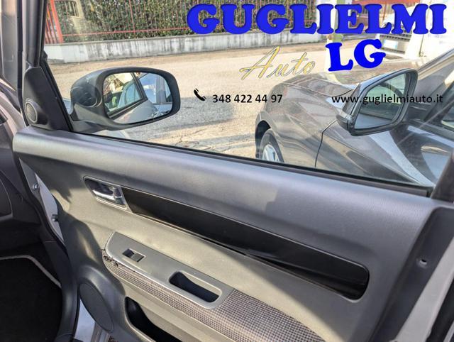 SUZUKI Swift 1.3 4x4 5p. GL