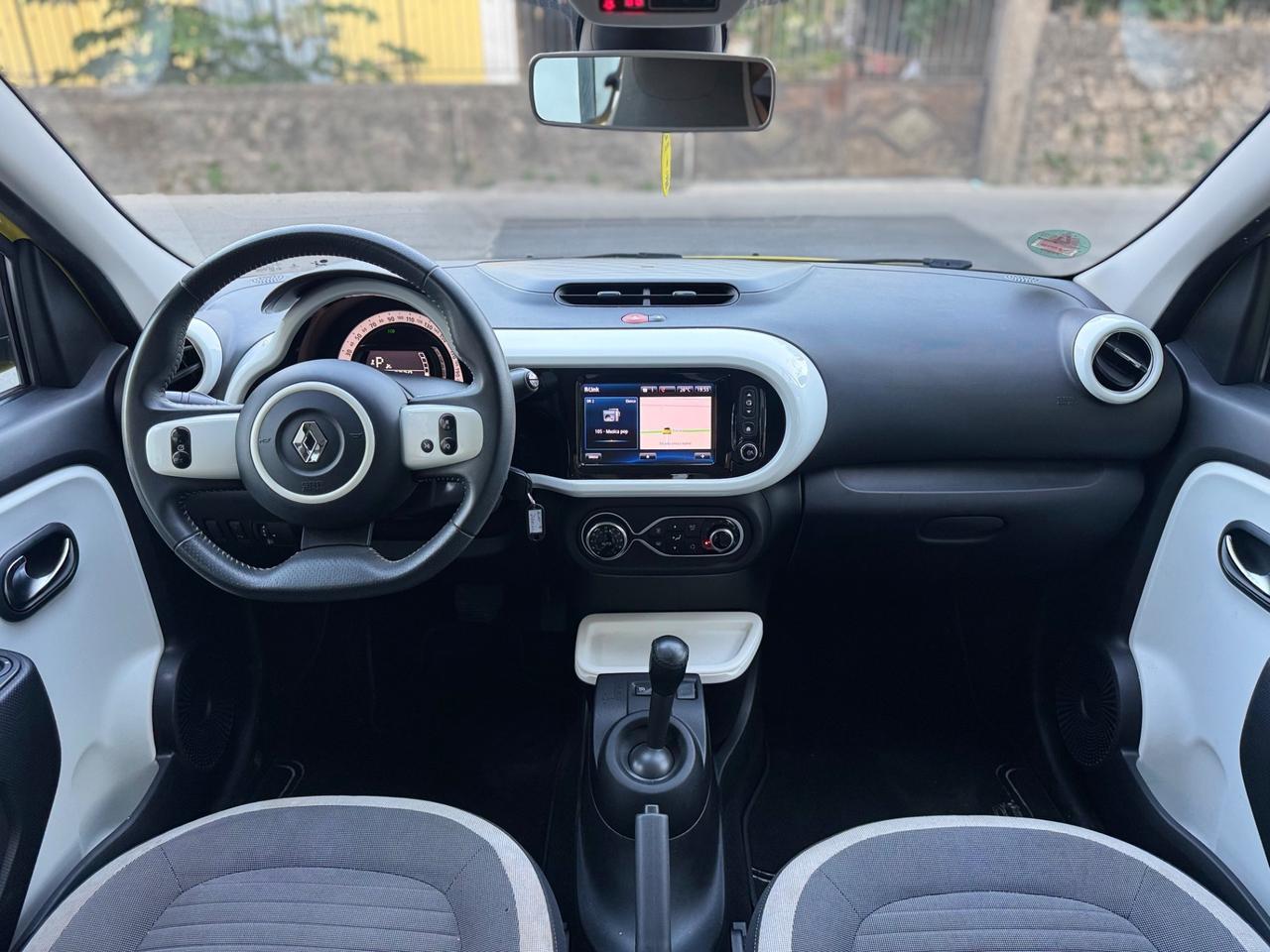 Renault Twingo TCe 90 CV EDC Intens