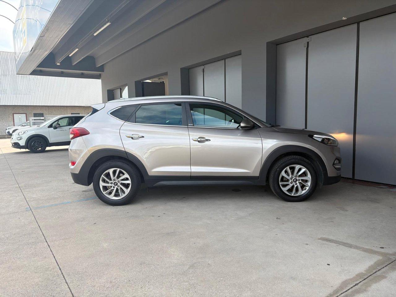 Hyundai Tucson 1.7 crdi Xpossible 2wd 115cv