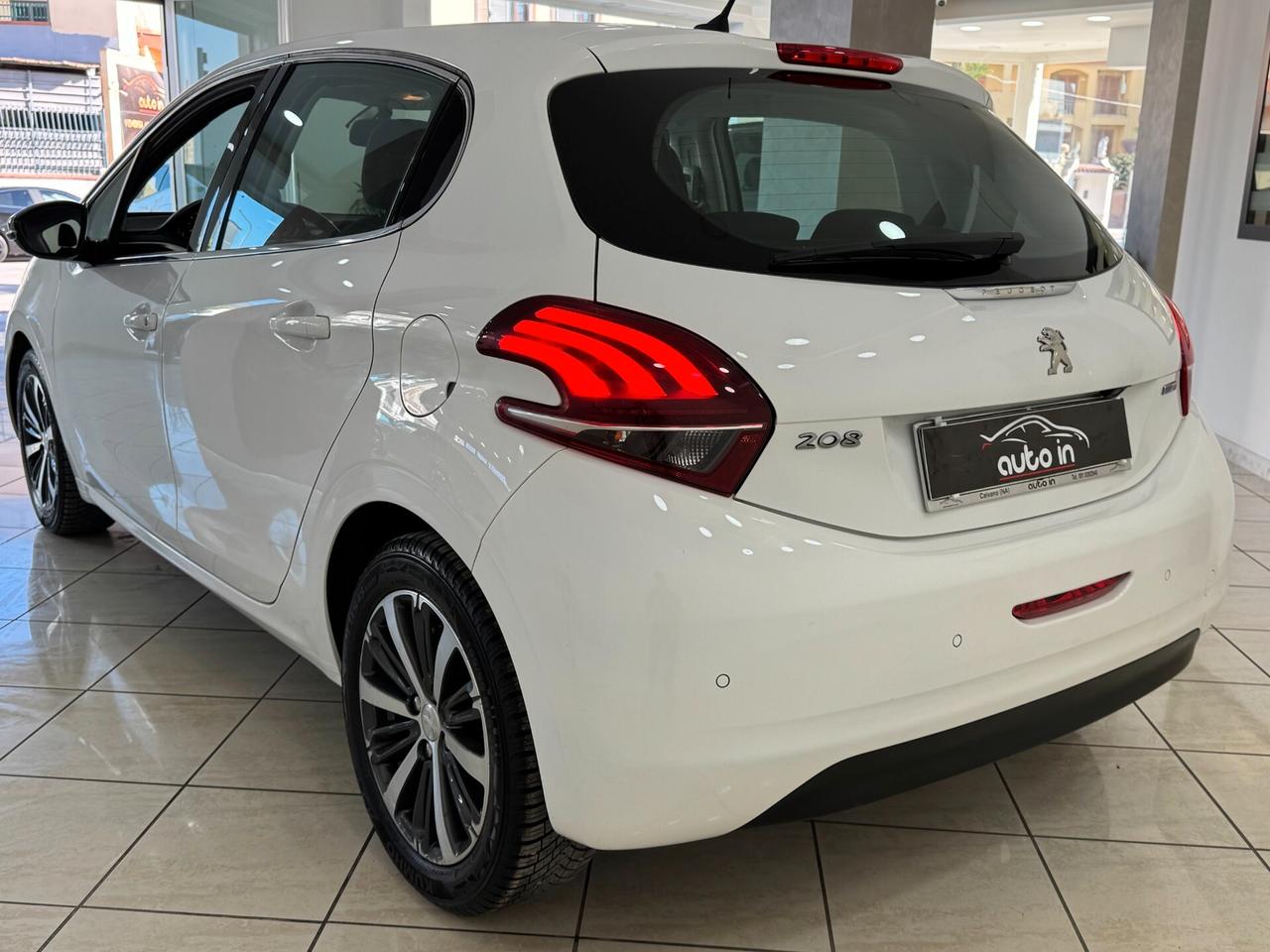 Peugeot 208 1.2 82cv 5 porte Allure