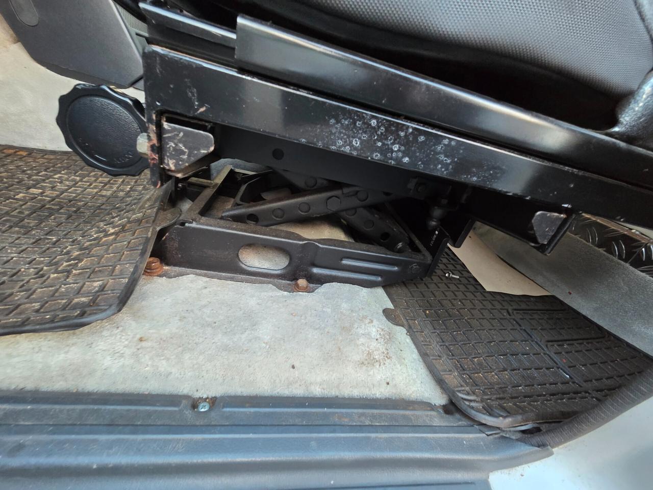 Mitsubishi Pajero 2.5 TDI Metal-top