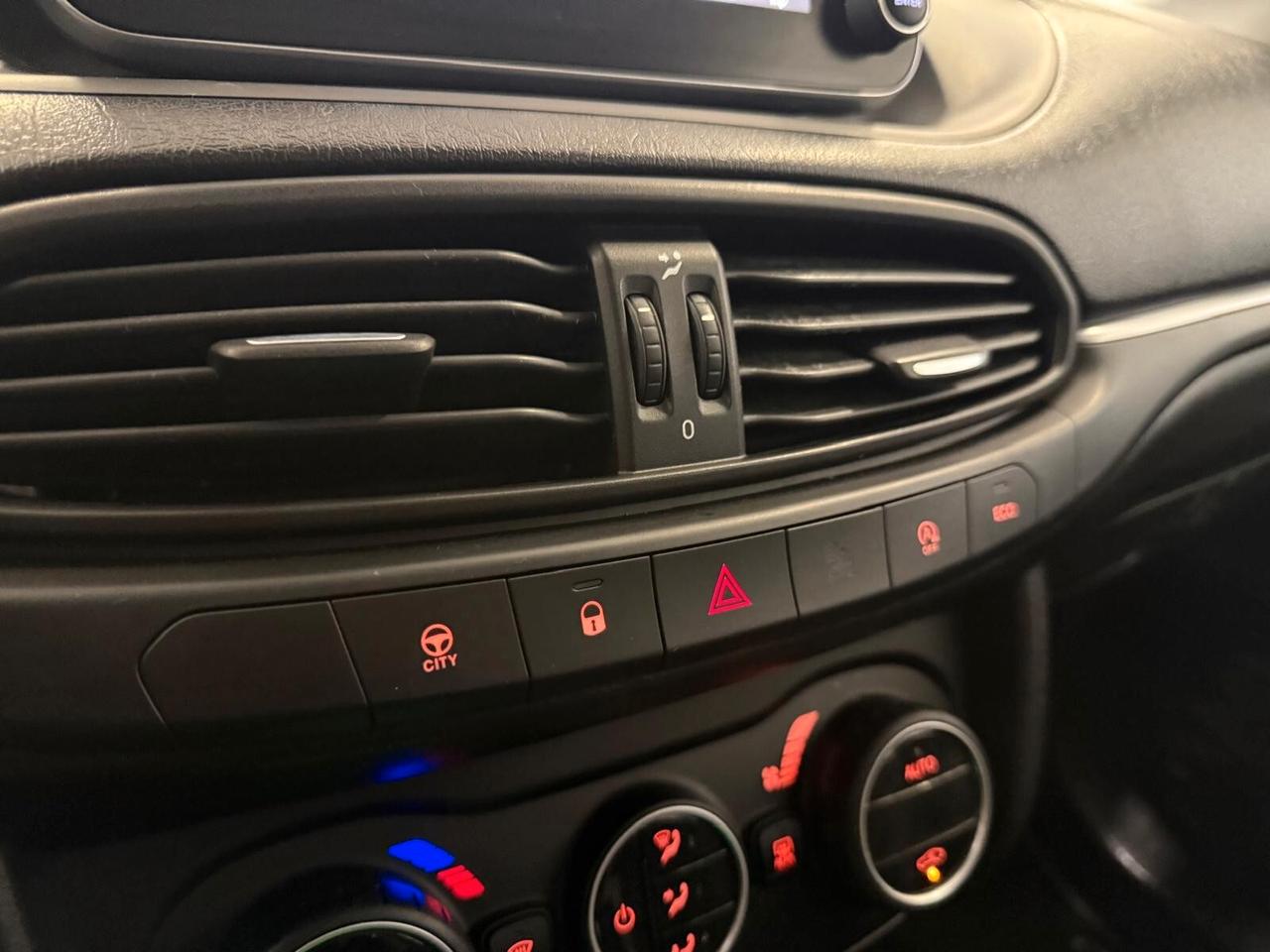 Fiat Tipo 1.6 Mjt S&S DCT Lounge 2017