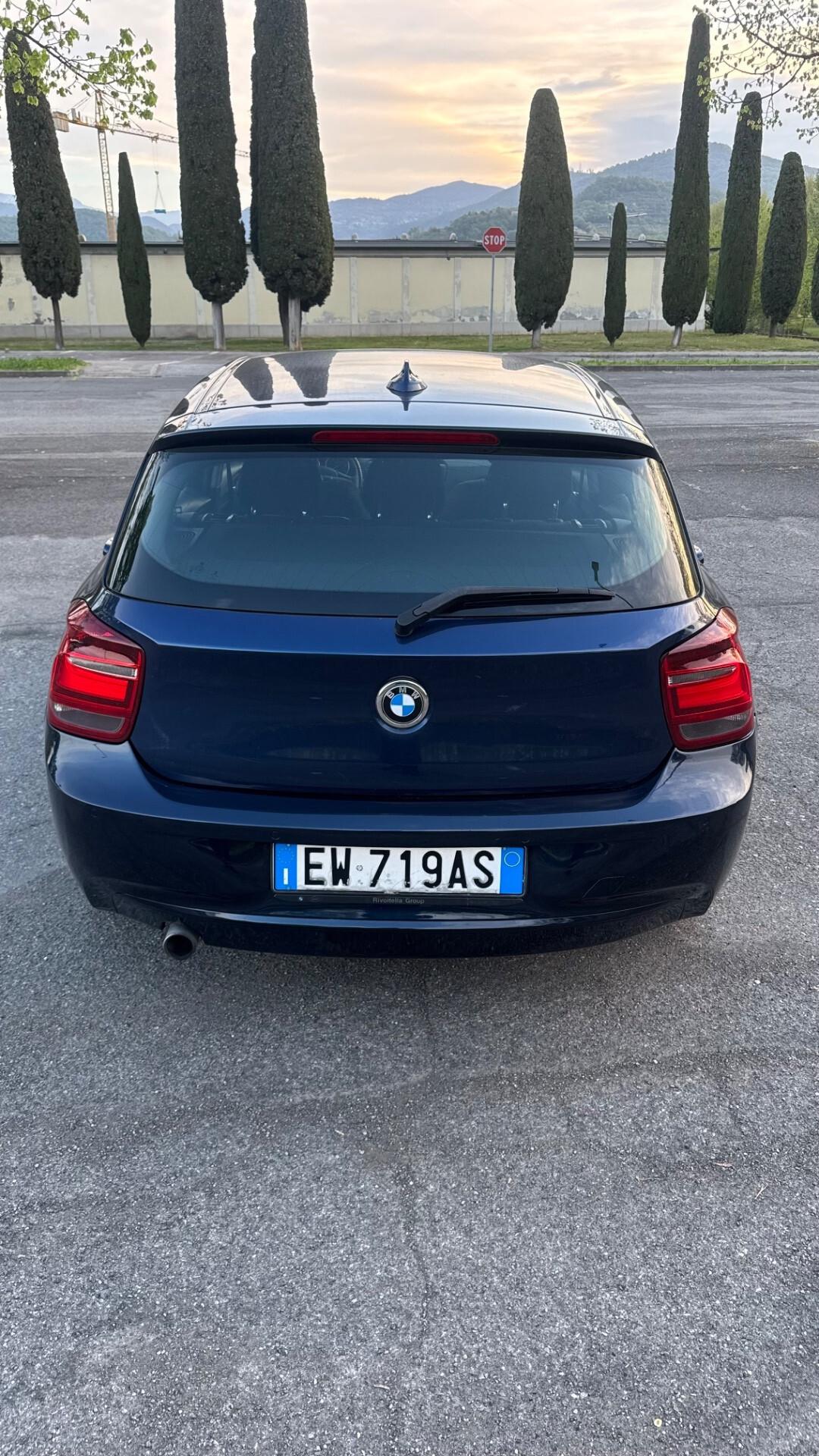 BMW Serie 1 118d Unique – 2014