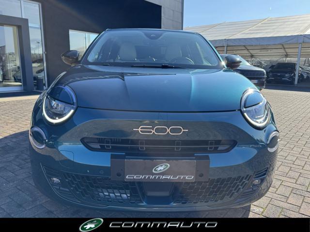 FIAT 600 Hybrid 100 CV DCT MHEV La Prima