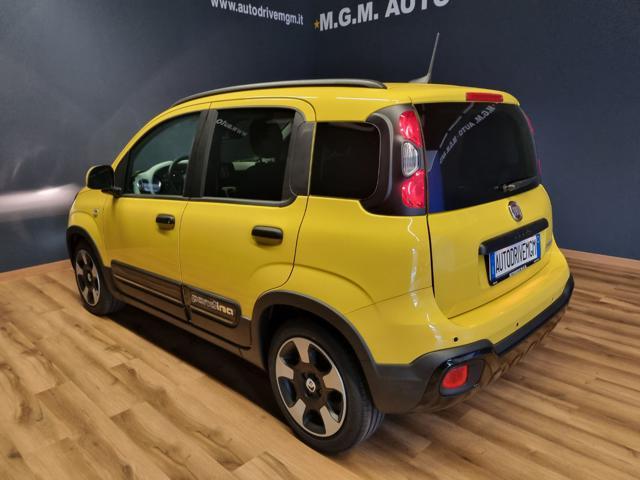 FIAT Panda 1.0 FireFly S&S Hybrid Pandina CROSS