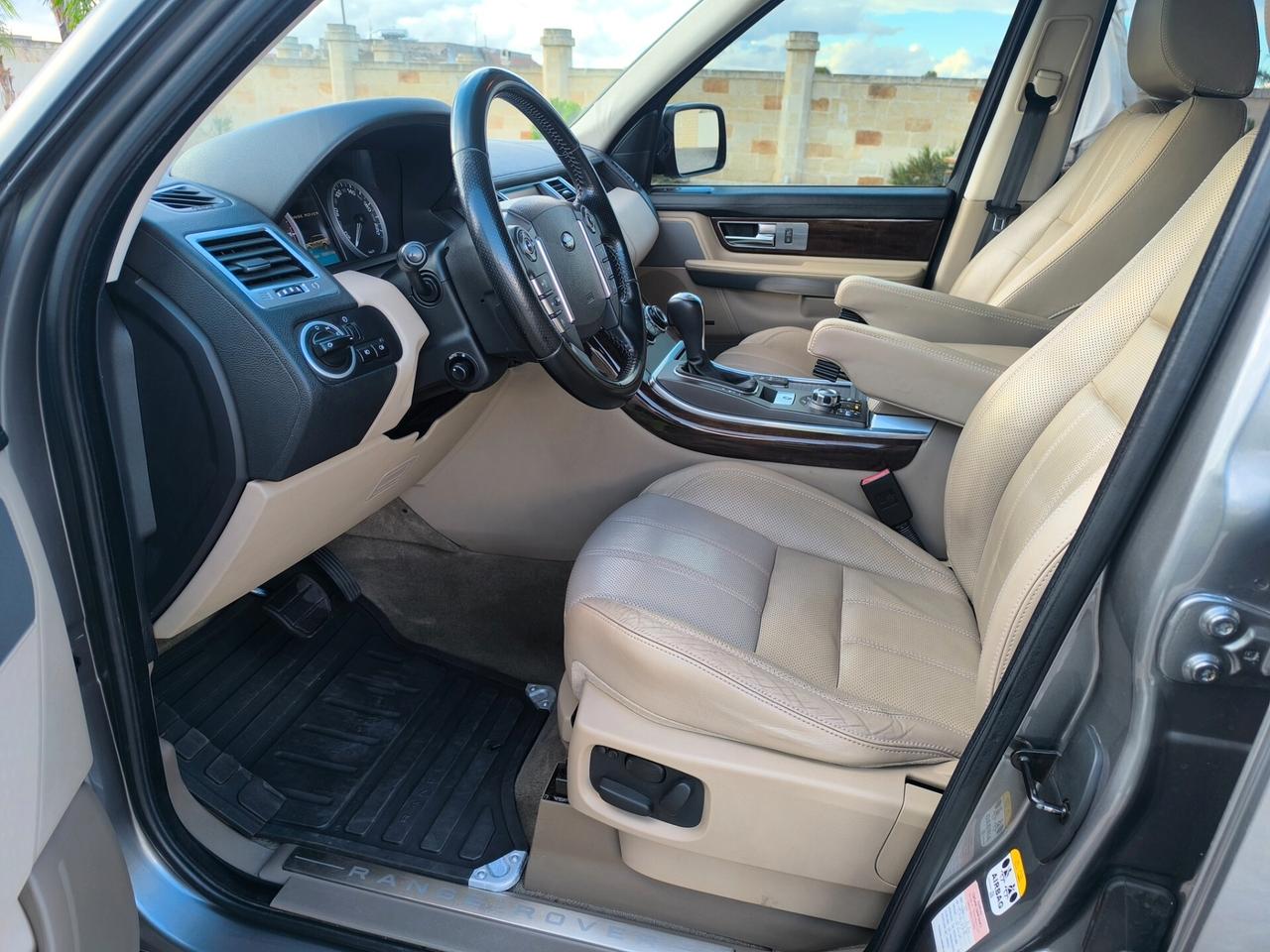 Land Rover Range Sport 3.0 SDV6 HSE perfetta in tutto