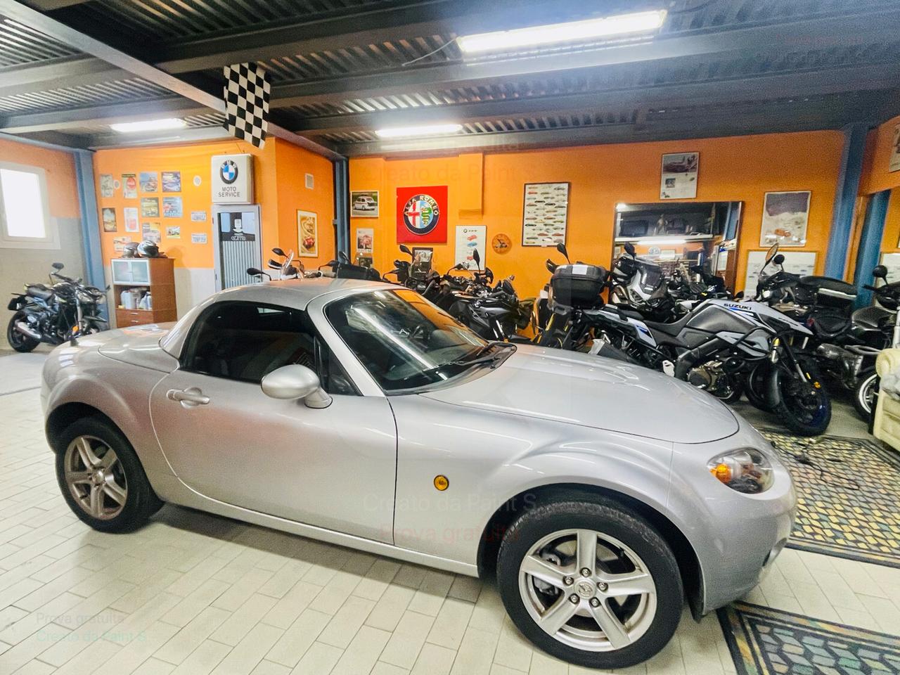 Mazda MX-5 Roadster Coupé 1.8L Wind