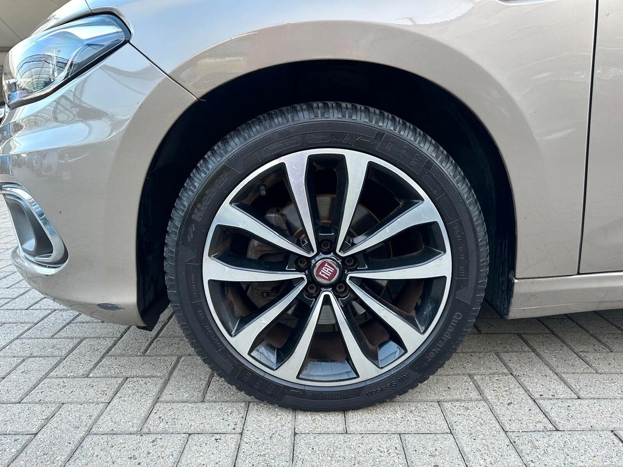 Fiat Tipo 1.4 T-Jet 120CV GPL SW Lounge