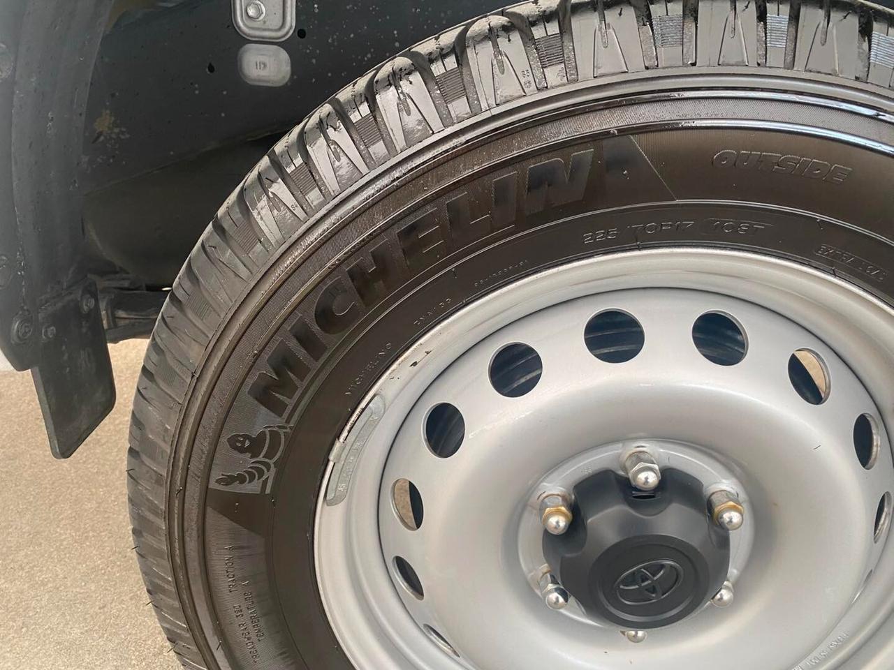 Toyota Hilux 2.4 D-4D 4WD 2 porte Single Cab Comfort