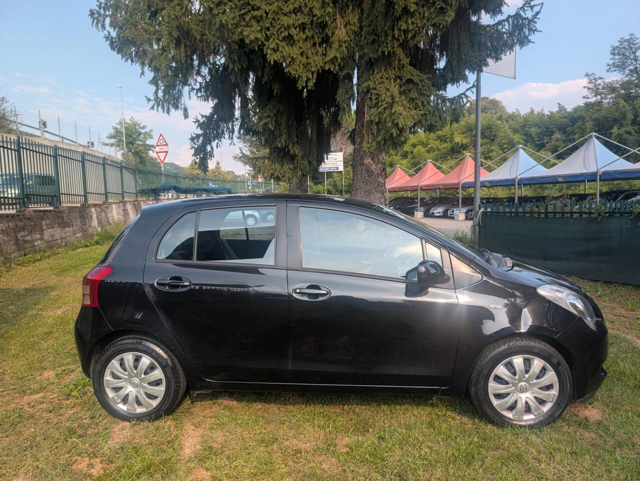 Toyota Yaris 1.3 5 porte Sol UNICO PROPRIETARIO