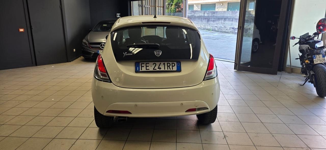 Lancia Ypsilon 1.2 69 CV 5 porte GPL Ecochic Gold