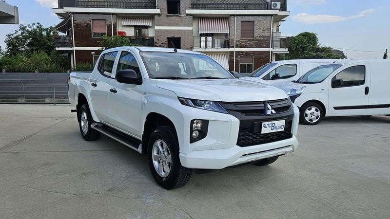 Mitsubishi L200 2.3 D Double Cab 4x4 Easy Select Invite Connect Fatturabile + iva detraibile autocarro 5 p