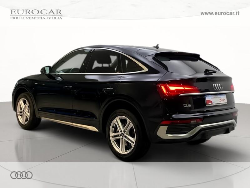 Audi Q5 sportback 40 2.0 tdi mhev 12v s line quattro s-tronic