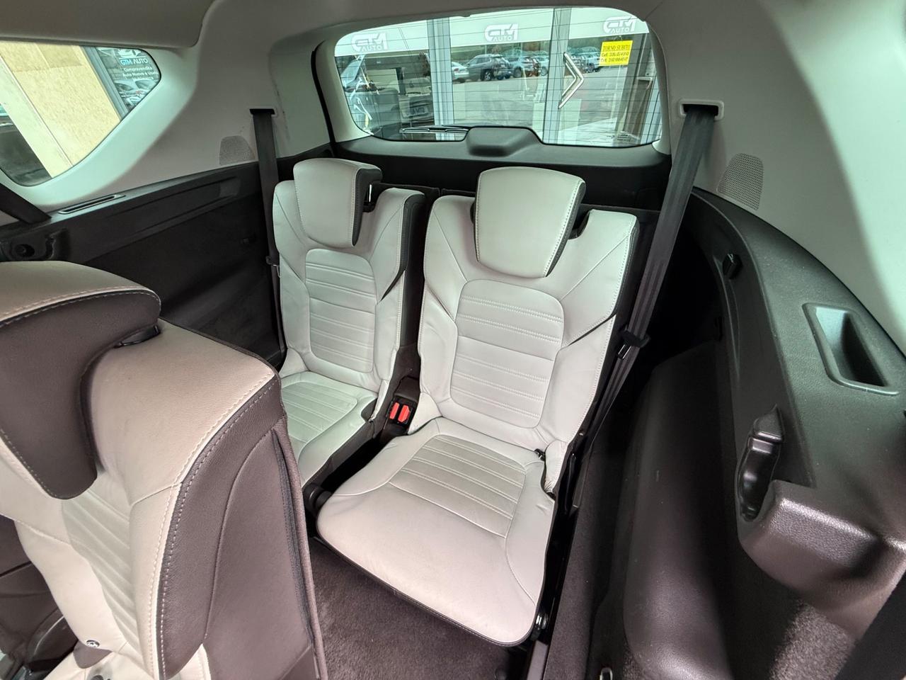 Renault Espace-7 Posti-Executive 4Control