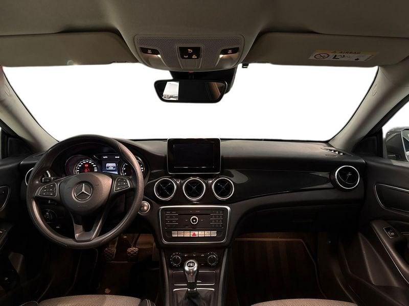 Mercedes-Benz CLA 200 Business FL