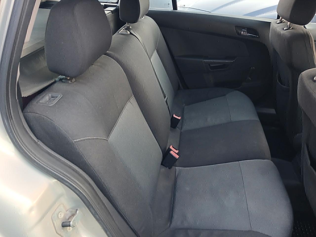 Opel Astra 1.3 CDTI Station Wagon Club