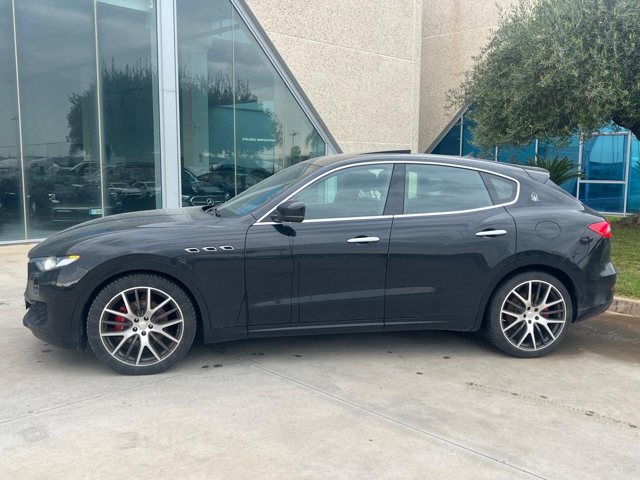 Maserati Levante V6 275cv Q4