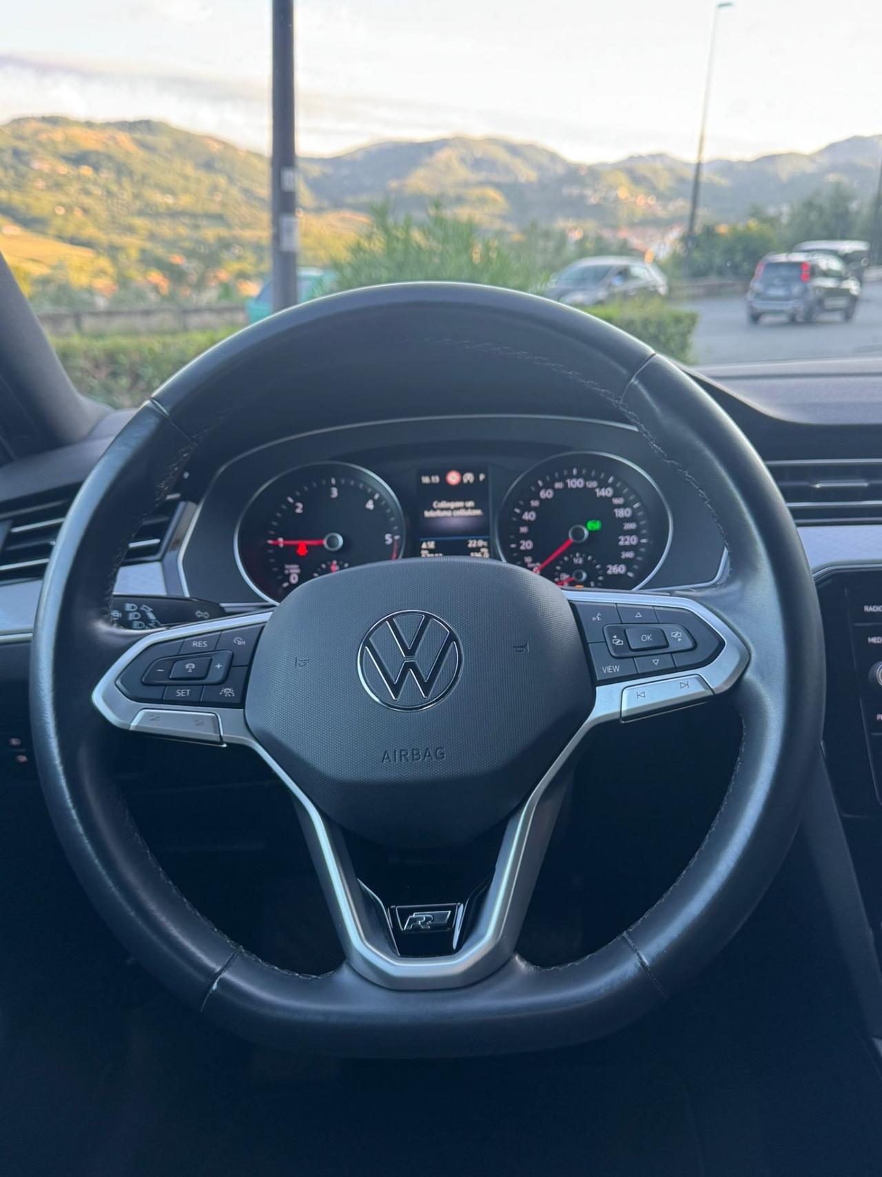 Volkswagen Passat 2.0 TDI DSG R-Line