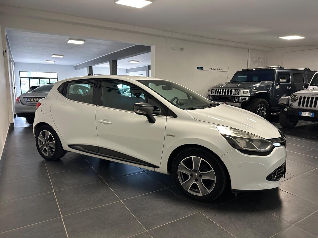 RENAULT CLIO 1.5 DCI 75CV NEOPATENTATI Costume National