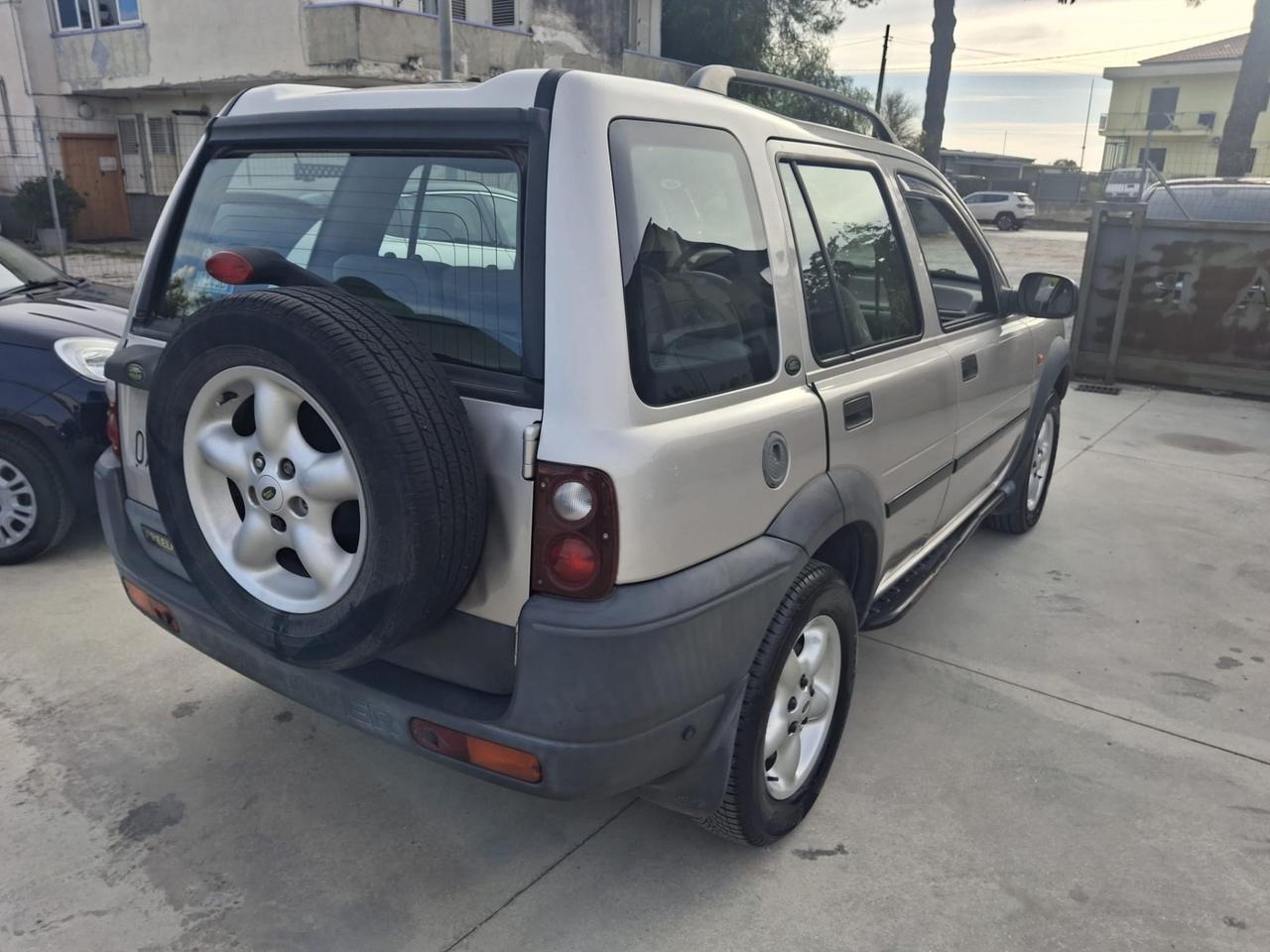 Land Rover Freelander 2.0 TD cat Station Wagon XE