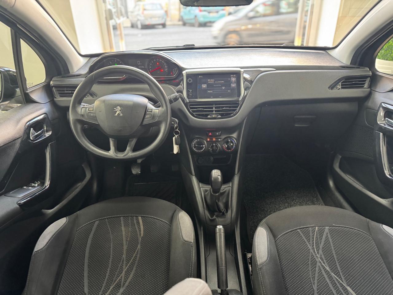 Peugeot 208 1.4 HDi 68 CV 5 porte Allure