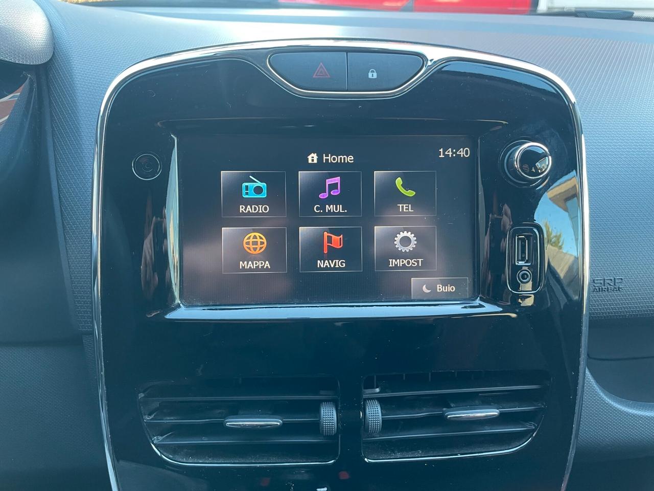 Renault Clio 1.2 75CV 5 porte Costume National +NAVI NEOPATENTATI