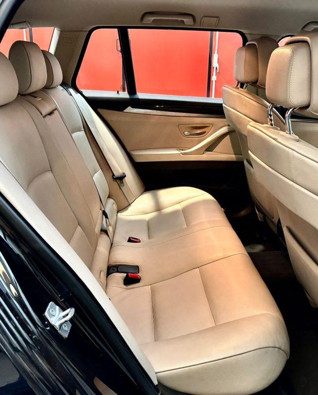 BMW 525 d XDRIVE *SEQUENZIALE AL VOLANTE,NAVI,XENO,PELLE