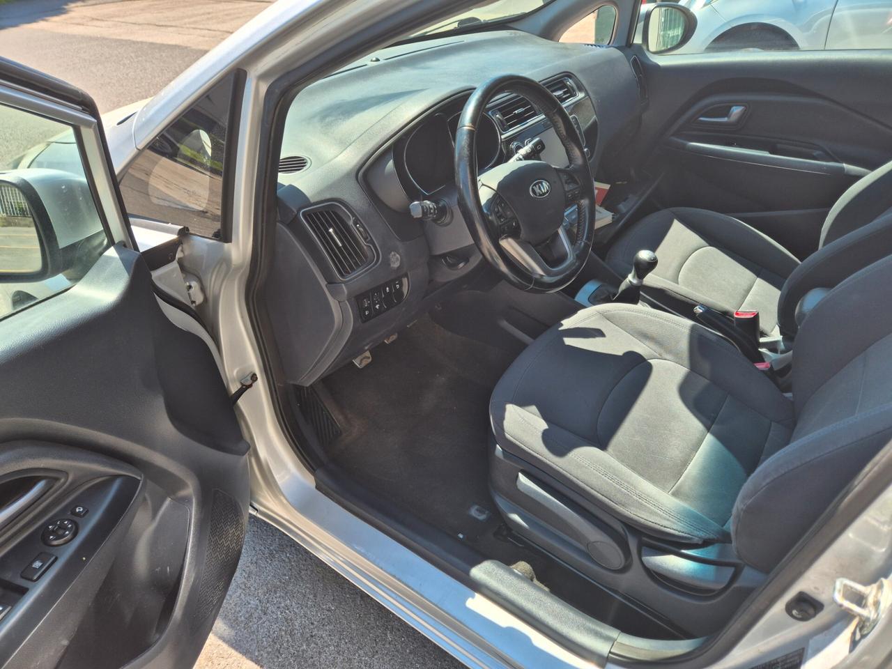 Kia Rio 1.2 CVVT 5p. Cool SOLO 78000KM!!!!!!