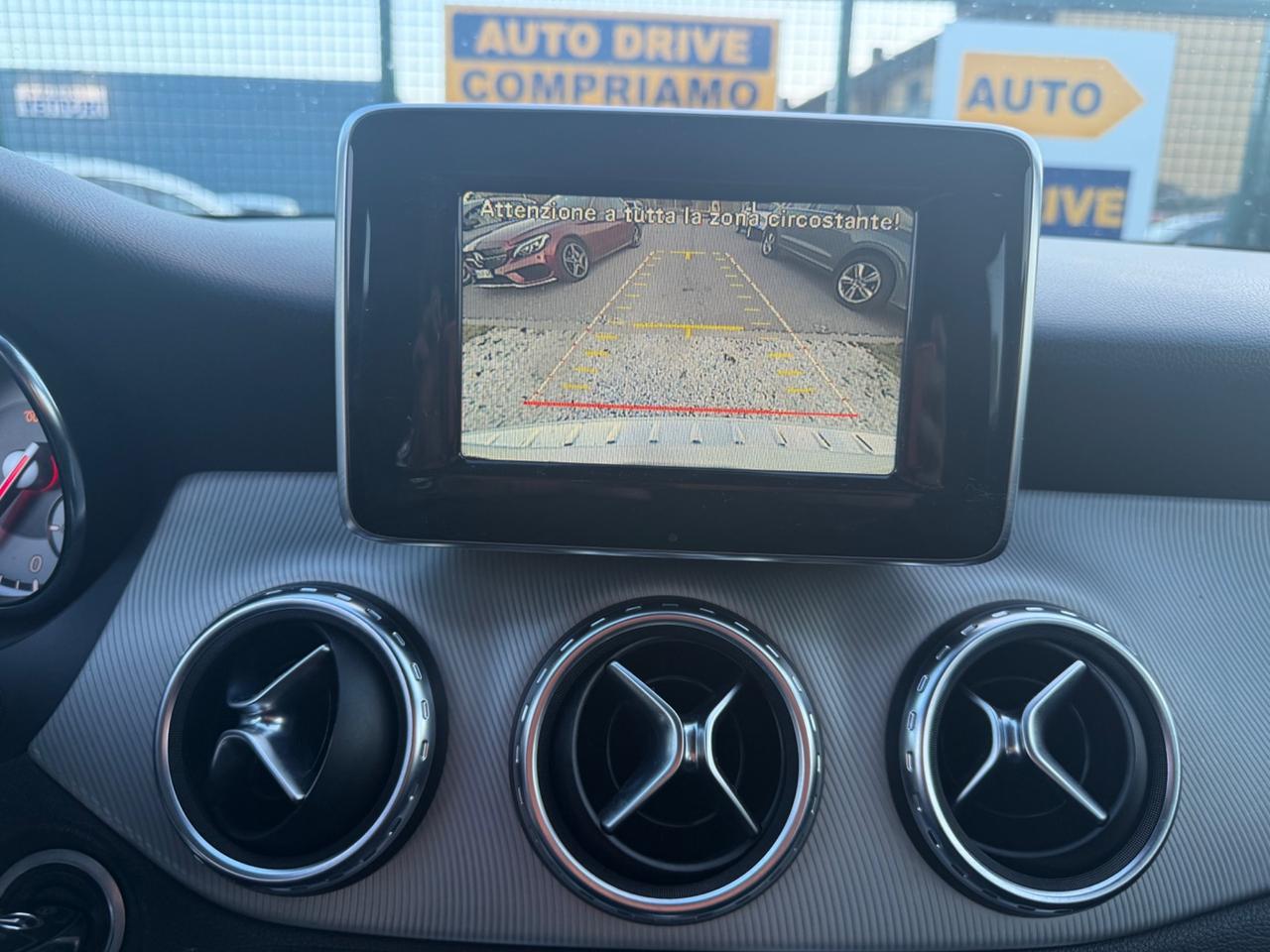 Mercedes-benz GLA 200 CDI Premium