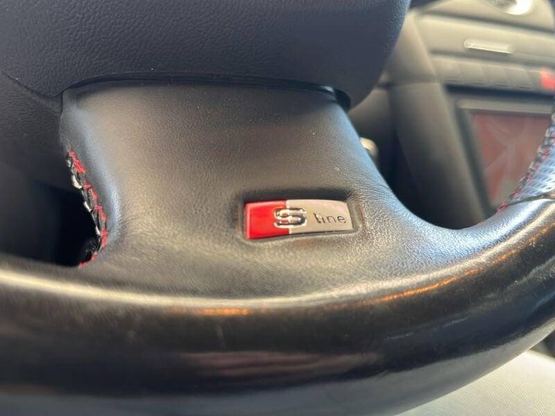 Audi A4 A4 Cabrio 2.0 tdi *AUTOMATICA*