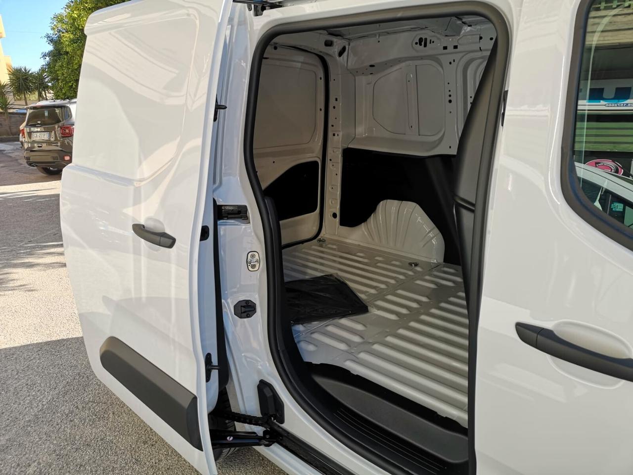 FIAT Doblo Van 1.5 bluehdi 130 Cv CH1 2025 KM0