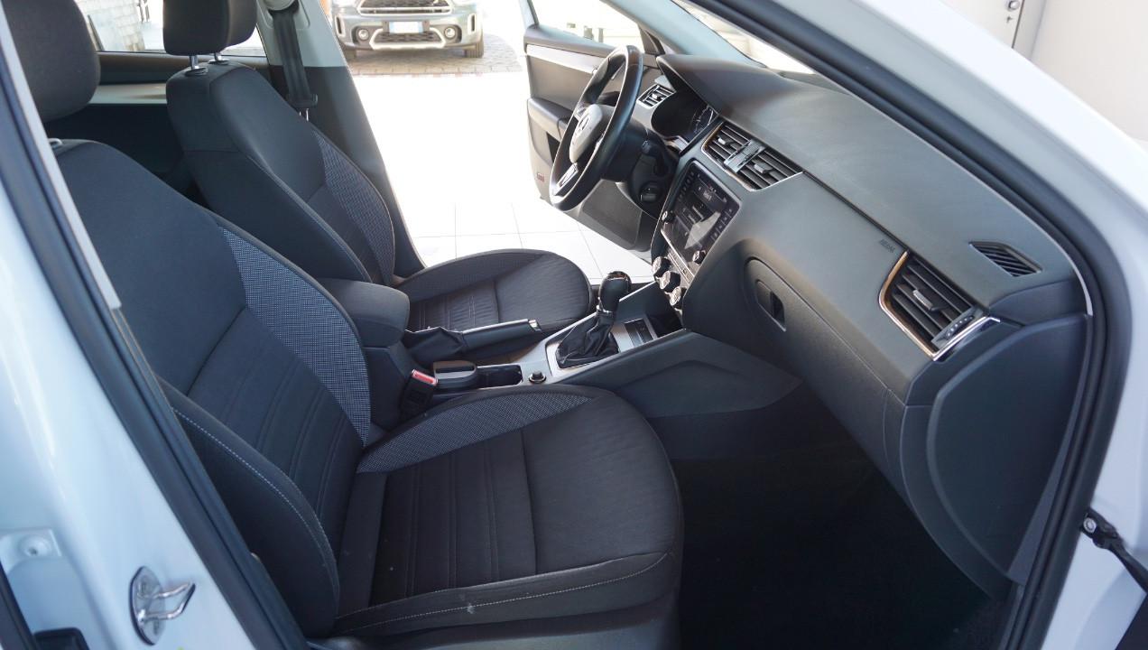 Skoda Octavia Wagon 1.6 tdi Style 115cv dsg