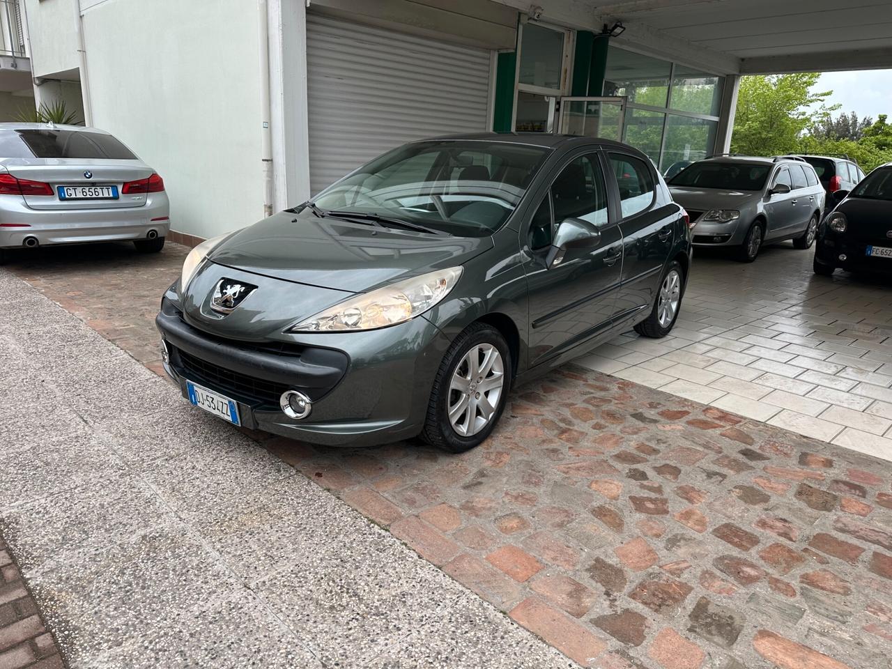 Peugeot 207 1.6 109CV aut. (12 RATE)