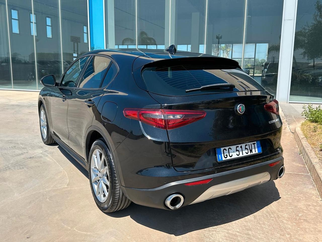 Alfa Romeo Stelvio 2.2 possibilità noleggio no scoring