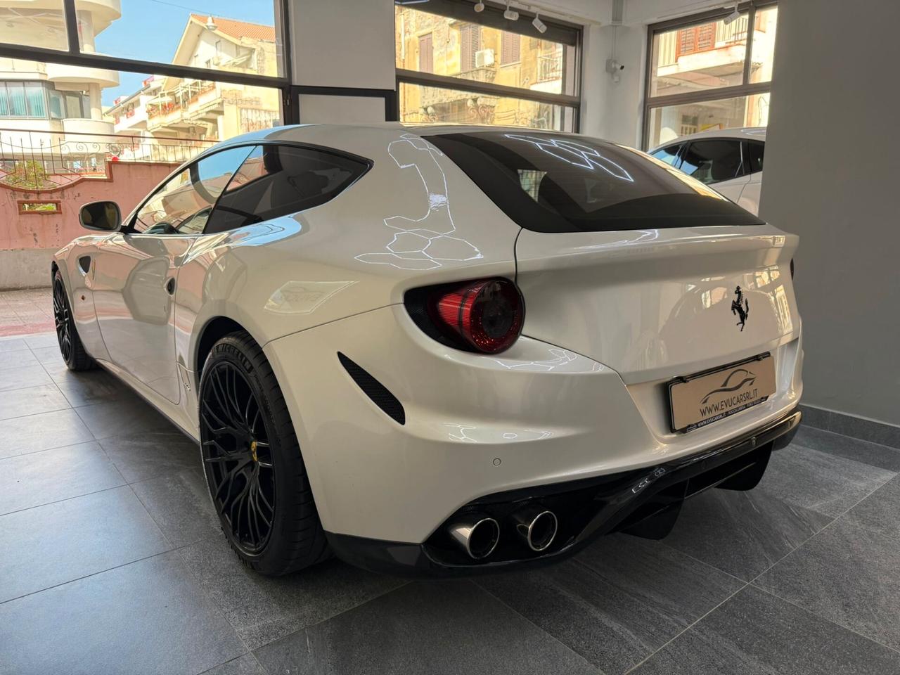 Ferrari FF 2012 Tailor Made – Full Optional – Bianco Perla – Tagliandi Ferrari