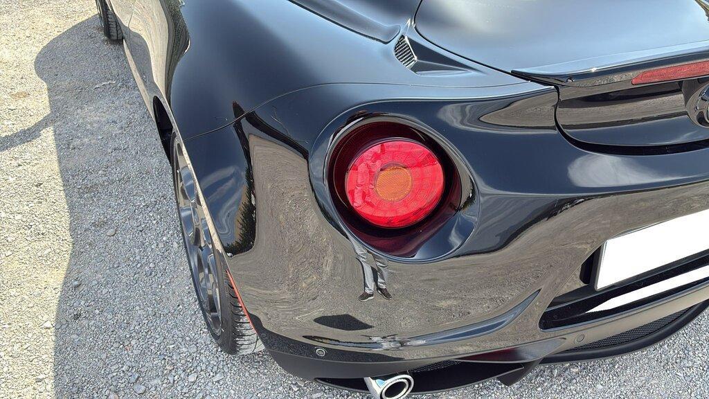 Alfa Romeo 4C Coupe 1750 TBi TCT