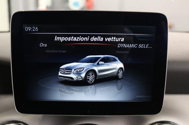 MERCEDES-BENZ GLA 200 d Automatic 4Matic Sport