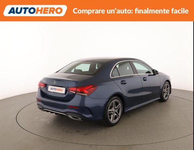 MERCEDES-BENZ A 180 Automatic Premium