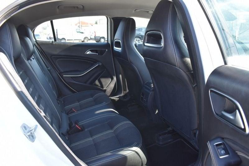Mercedes-Benz GLA GLA 200 d Sport