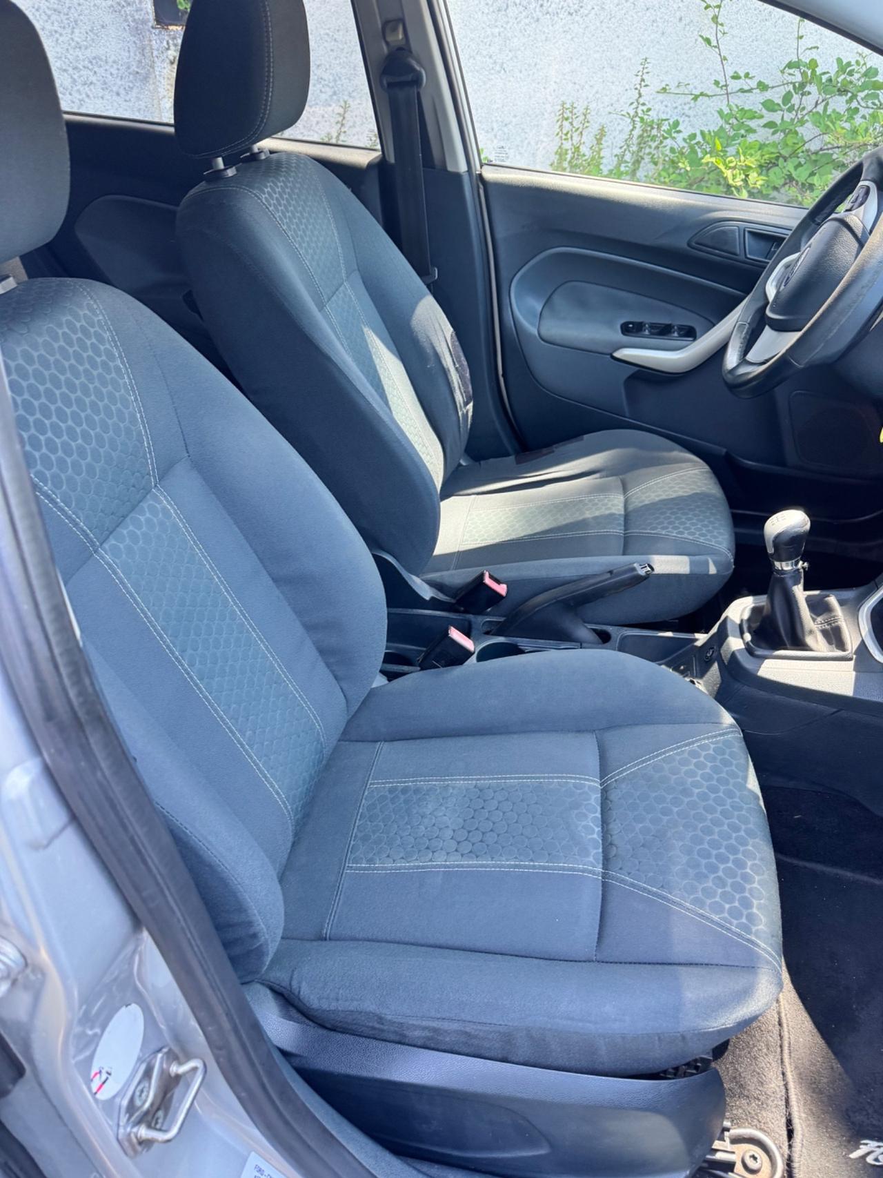 Ford Fiesta 1.4 5 porte Bz.- GPL Titanium