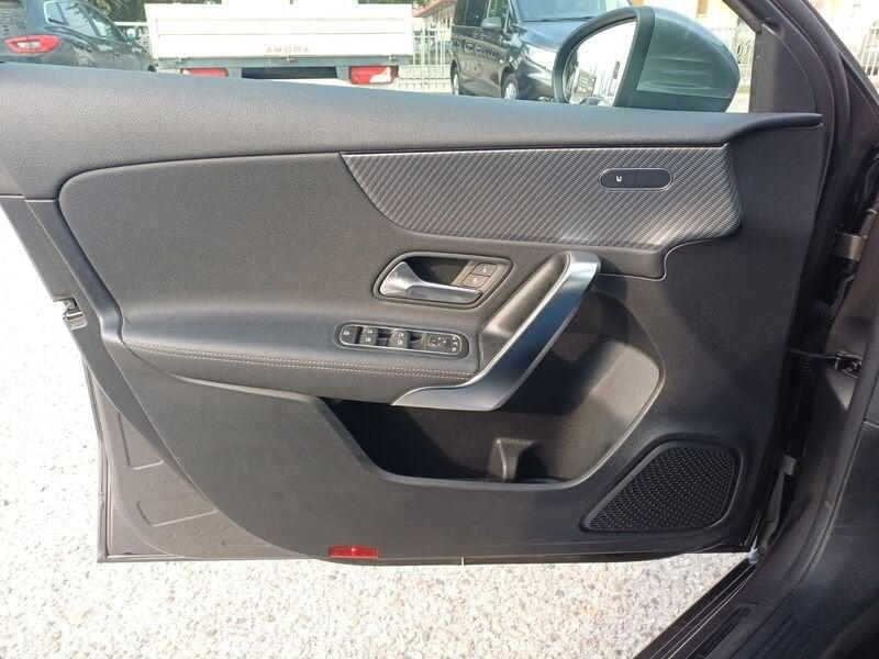Mercedes-Benz Classe A A 180 d Progressive Advanced auto