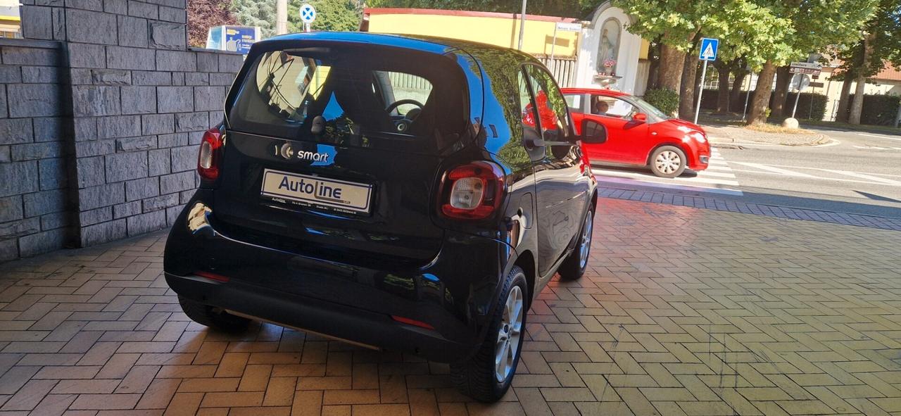 Smart ForTwo 70 1.0 twinamic Passion 48.124 KM tetto in cristallo