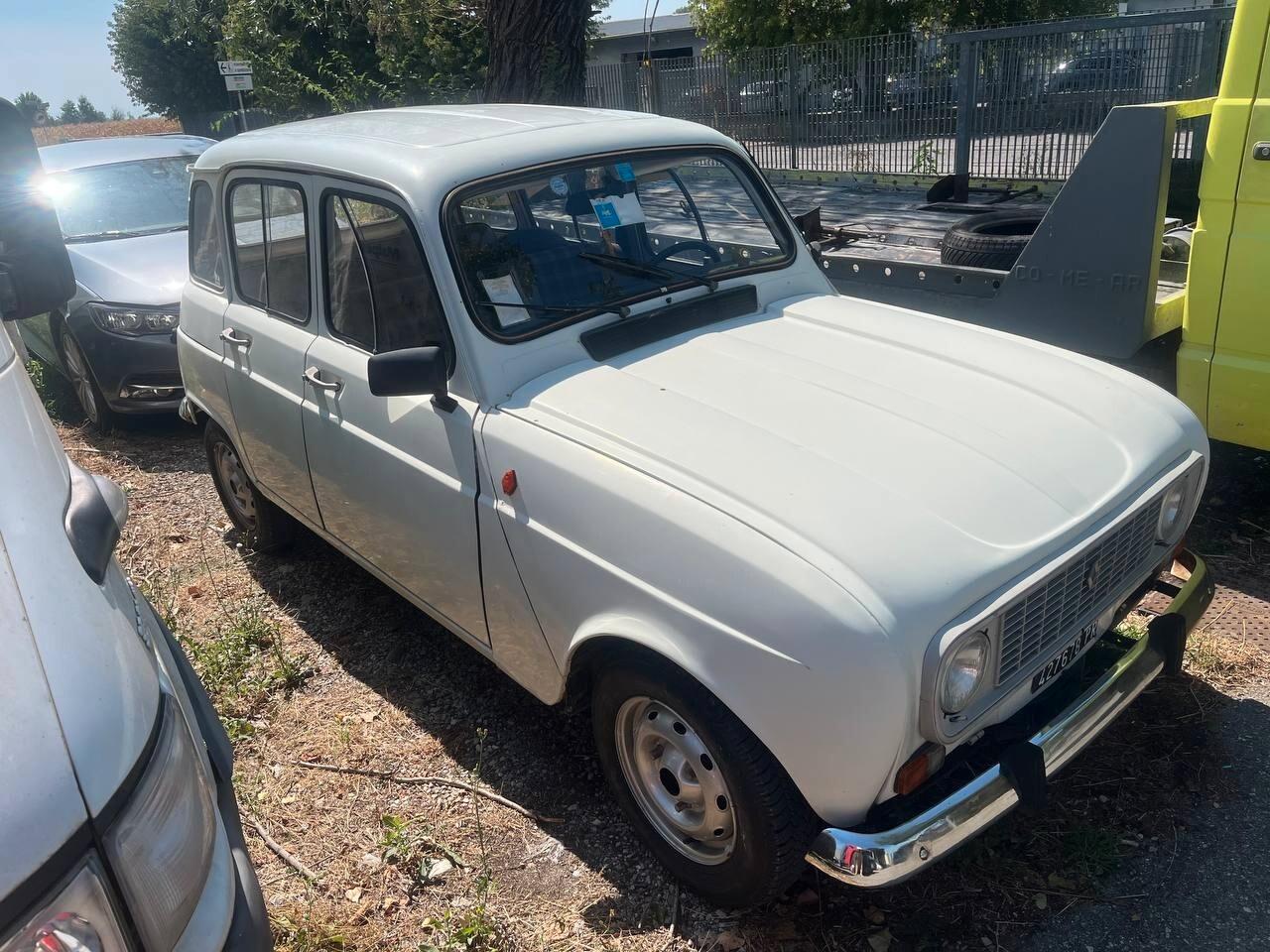 Renault R 4 Metano