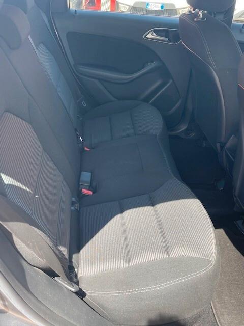 Mercedes-benz B 200 c Sport