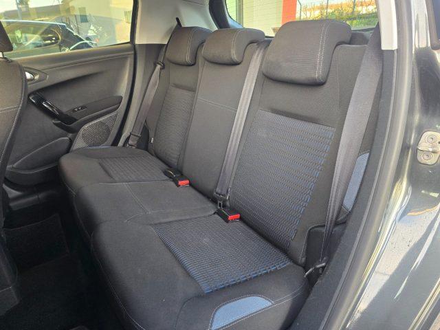 PEUGEOT 208 1.4 8V HDi 68CV 5 Porte Navigatore Sensori Parcheg