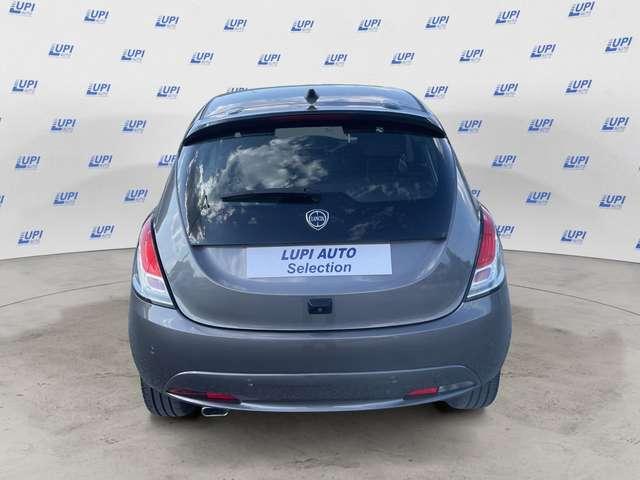 Lancia Ypsilon 1.0 firefly hybrid Platino s&s 70cv