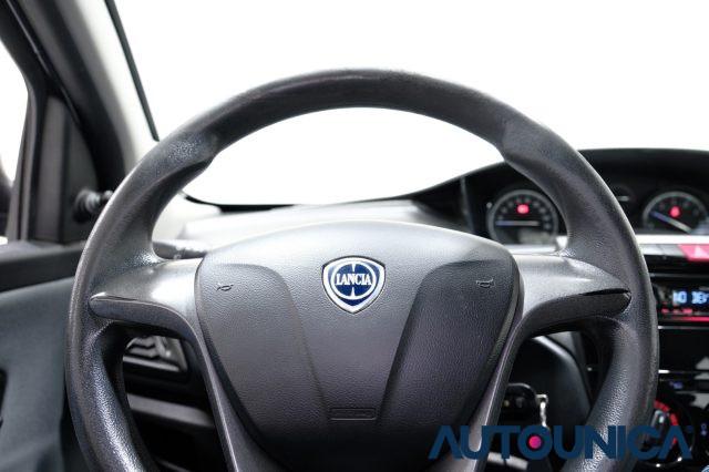 LANCIA Ypsilon 1.2 69 CV 5 PORTE SILVER NEOPATENTATI