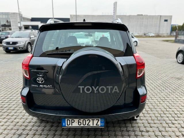 Toyota RAV 4 RAV4 2.2 D-4D 136 CV DPF Luxury