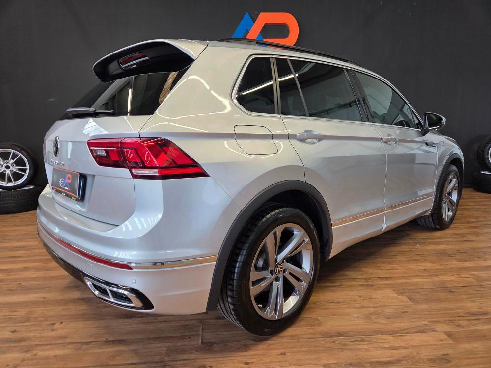 Volkswagen Tiguan 2.0 tdi R-Line 150cv dsg